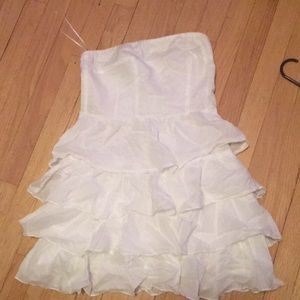 White strapless dress